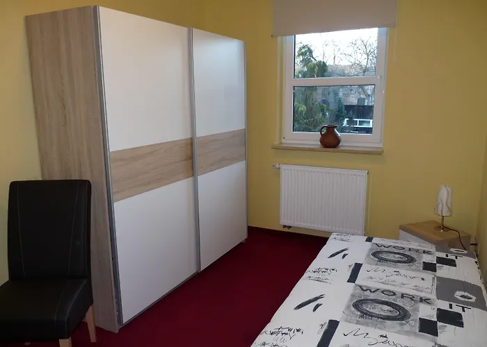 Отель Garni Zum Eichwerder Темплин