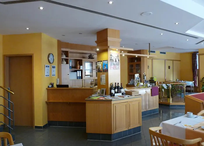 Отель Garni Zum Eichwerder Темплин