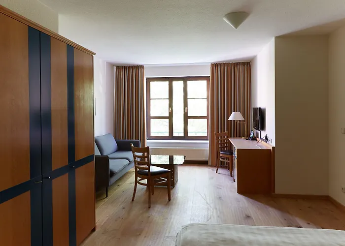 Отель Garni Zum Eichwerder Темплин